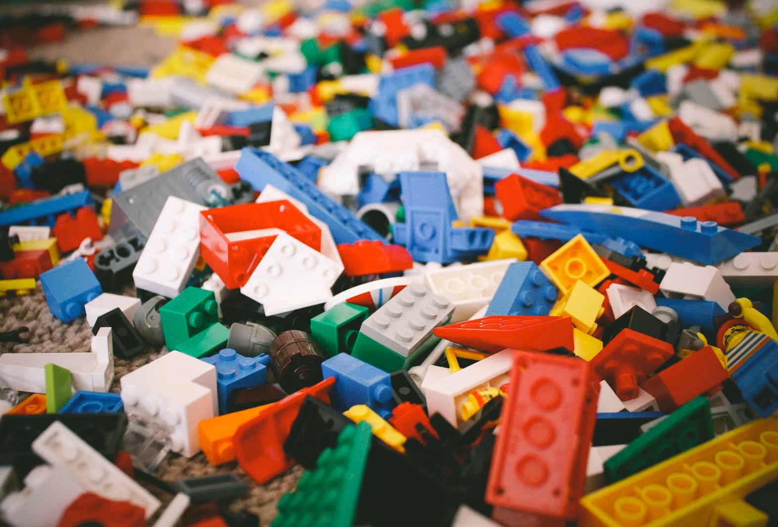 9 Hal Yang Kamu Nggak Tau Tentang Lego