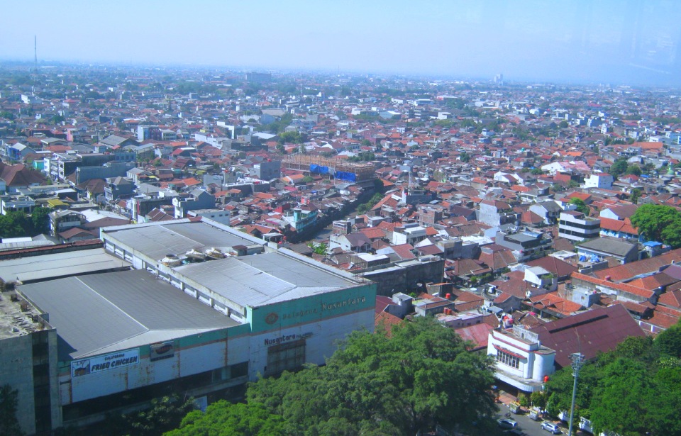 Mengintip Pusat Kota Bandung dari Ketinggian 81 Meter!