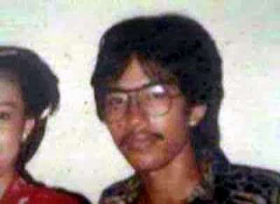 PRABOWO GANTENG YA GAN WAKTU MASIH MUDANYA ...PRO PRABOWO MASUK..