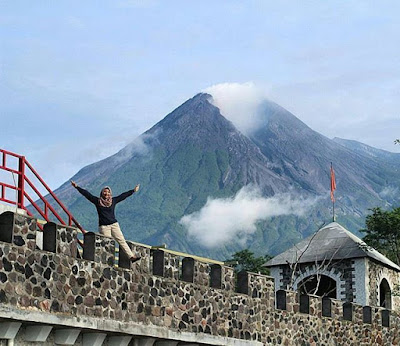 Wow Kastil Kerajaan Keren ini ternyata selama ini di INDONESIA