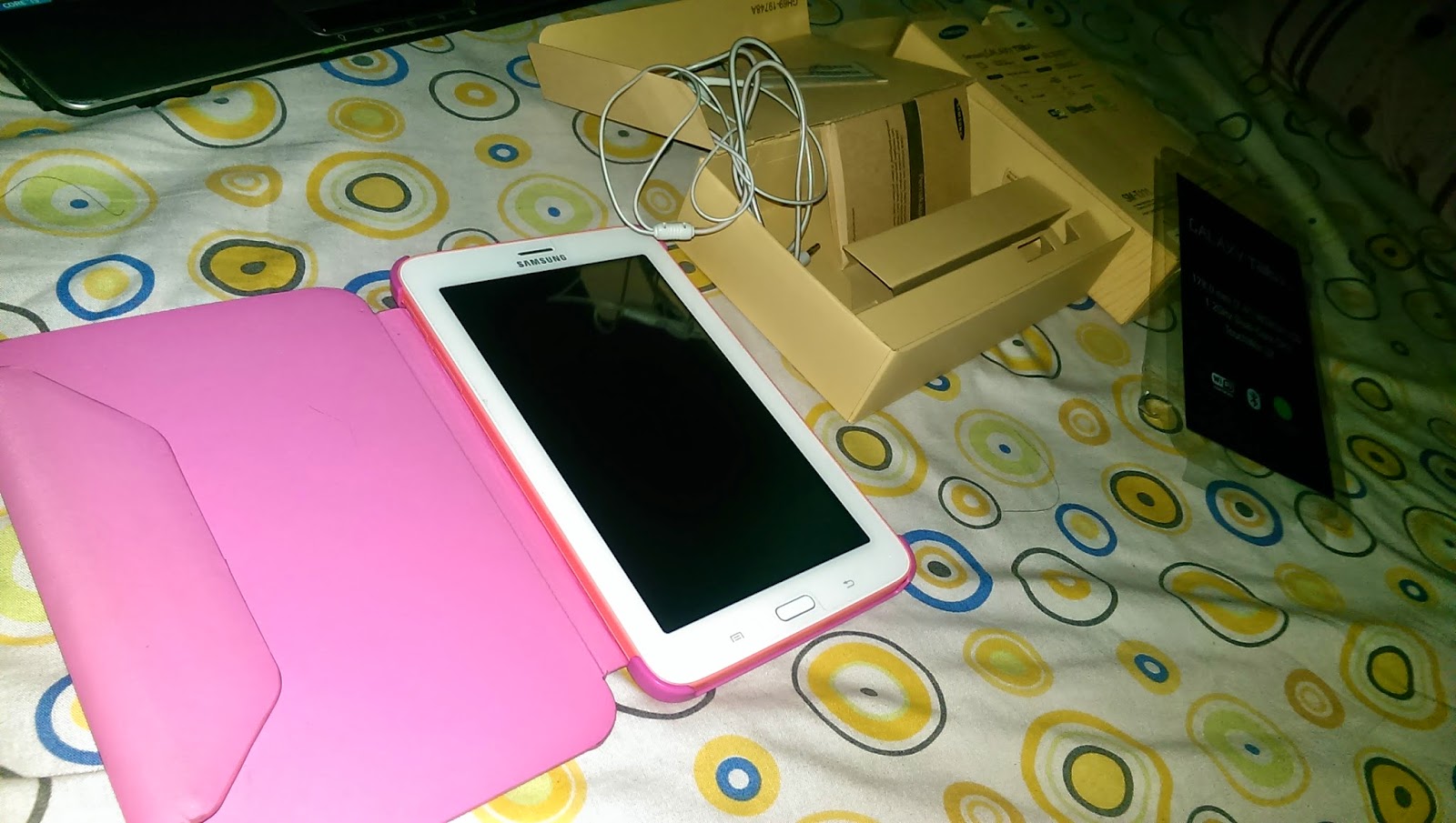Samsung Galaxy Tab 3 Lite 7.0 inch Fullset