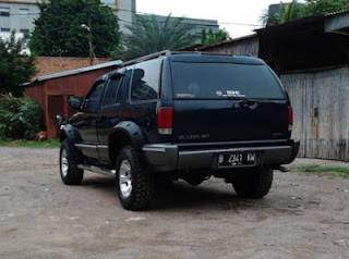 OPEL BLAZER DOHC MANUAL Th'1996 Pjk Br Full Option, siap touring!