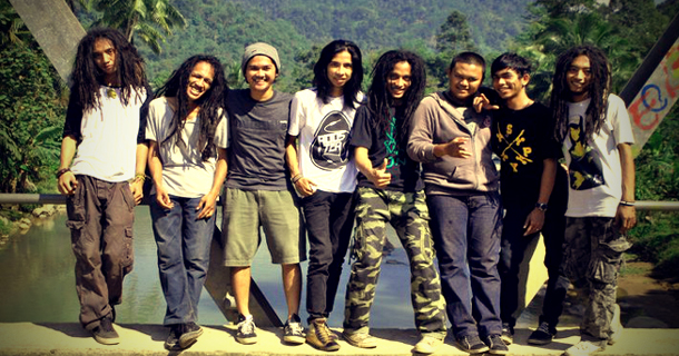 Makna Lagu Momonon "GO GREEN"