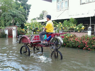 11 ide lucu dan kreatif mengatasi banjir