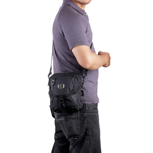 Tas Selempang, Tas Travel ( Shoulder Bag ) Kecil Pria. Untuk Tablet 7, 8, 10 Inch
