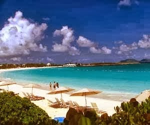 10 Pantai Terindah Di Dunia