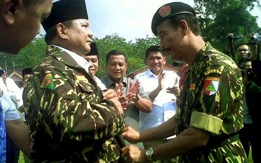 &#91;PIC&#93; Wajah &amp; Wataknya Mirip Gajah mada, Prabowo Dapat Dukungan Ribuan BANSER Jatim