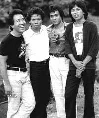 siapa sih yang gak kenal warkop