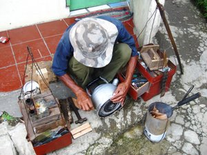 10-tukang-jualan-yang-mulai-jarang-ditemui