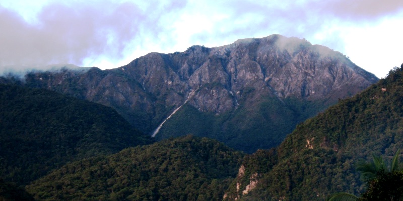 7 Puncak Tertinggi di Indonesia (The Seven Summits ala Indonesia)