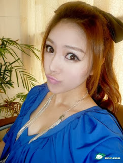 Pose berfoto Cewek paling Fenomenal &#91;HOT NO BB&#93;