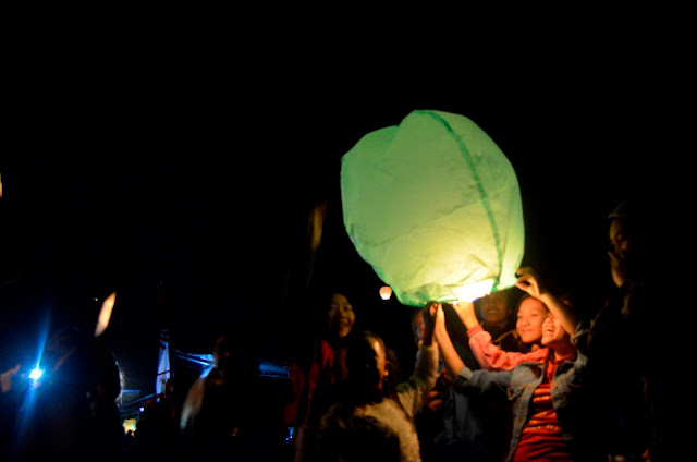 &#91;FR&#93; Pesta 1000 Lampion di Bukit Kasih Kanonang, Sulawesi Utara