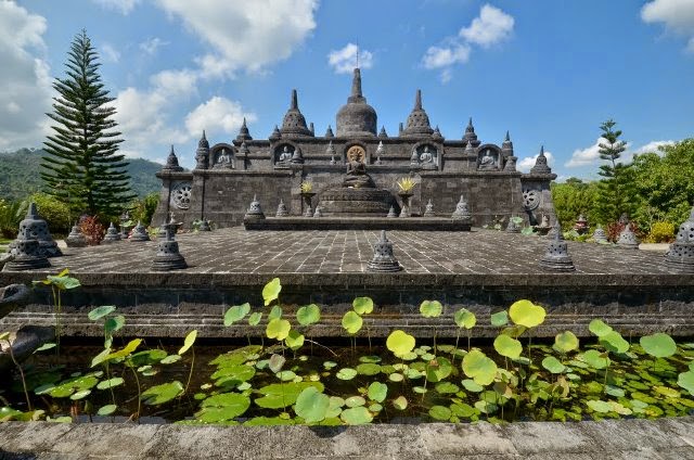 Brahmavihara - Arama, Borobudur di Pulau Bali