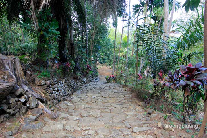&#91;CoC Regional: Lokasi Wisata&#93; Makam Panembahan Kalibening