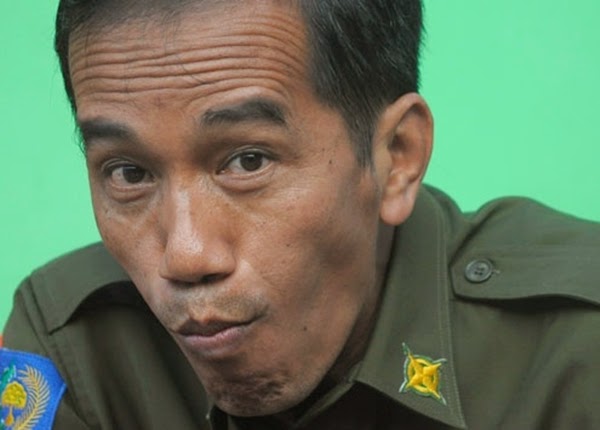 Yusril: Meme Jokowi Harus Mundur Menyesatkan dan Berbahaya