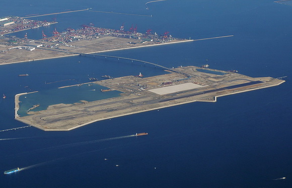 &#91;Pemandangan Menakjubkan&#93; 11 Bandara Pulau Buatan di Dunia