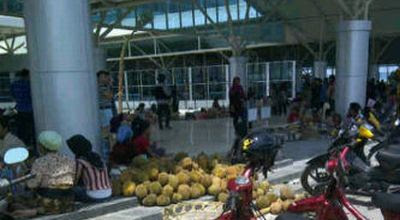 (BANDARA BUAT PIKNIK) Bandara Internasional Lombok. Kualanamu Lewat