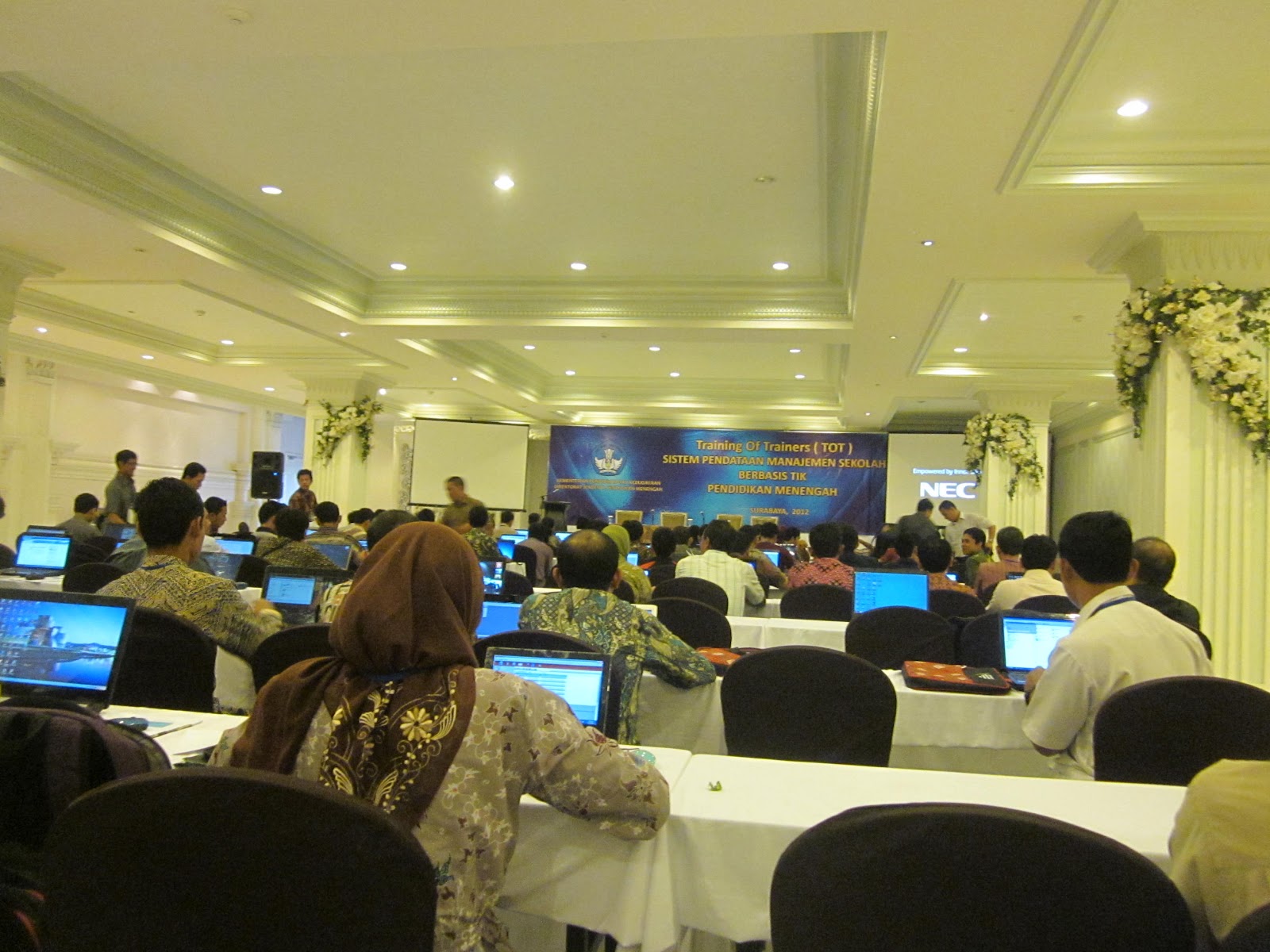 Pekerjaan yang Harusnya Ada Tapi Gak Ada