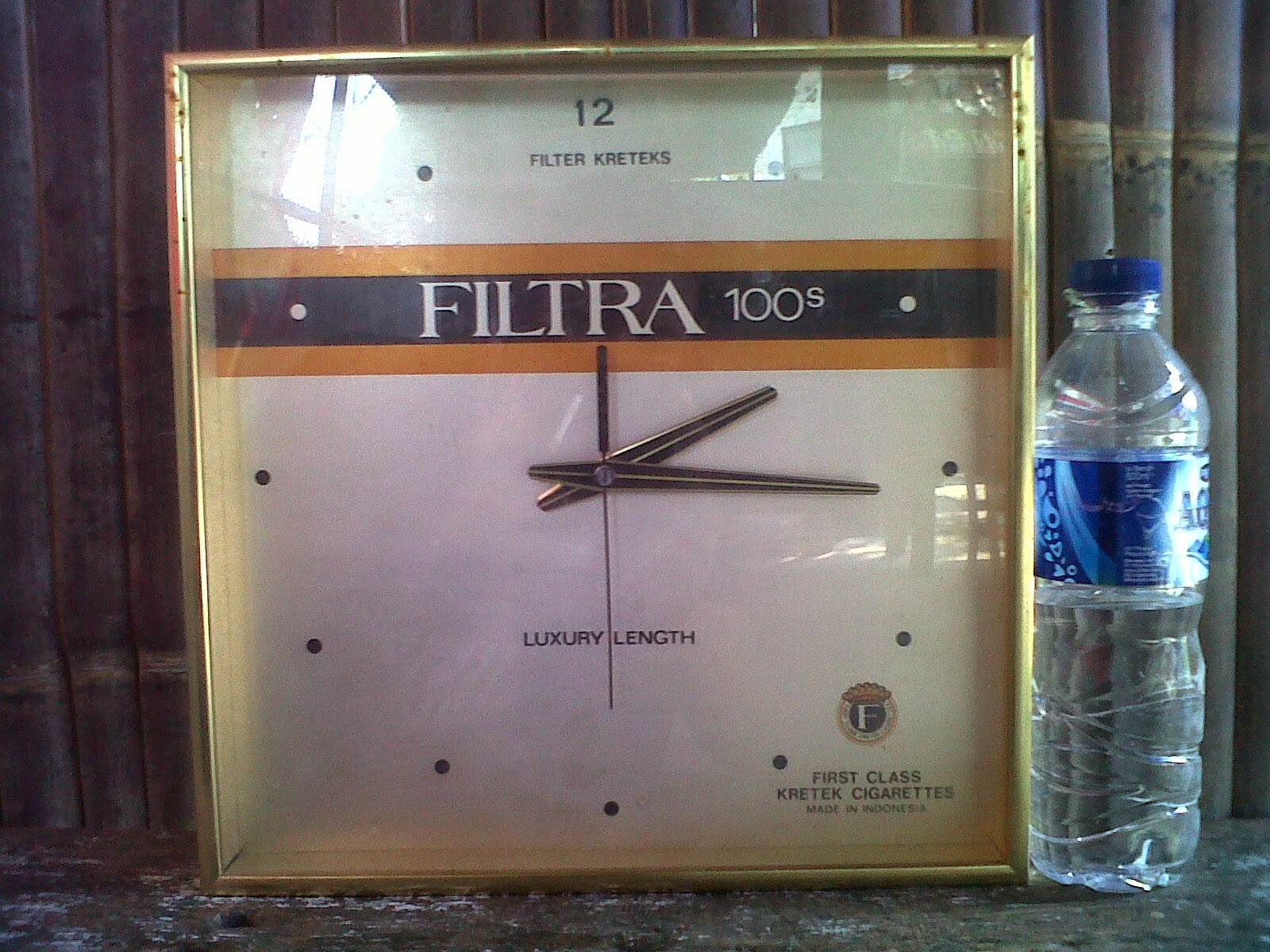 JAM dinding ROKOK FILTRA