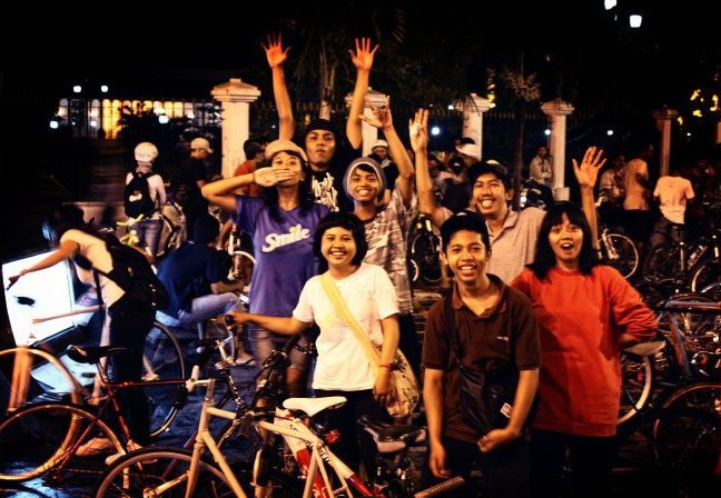 Jogja Last Friday Ride (yang suka gowes masukkkkkk yooookk)