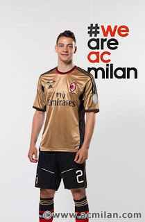 Jersey AC Milan Third 2013/2014 udah di-release gan 