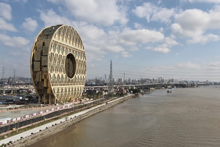 &#91;Amazing&#93; Gedung Pencakar Langit Berbentuk Donat Di Guangzho China