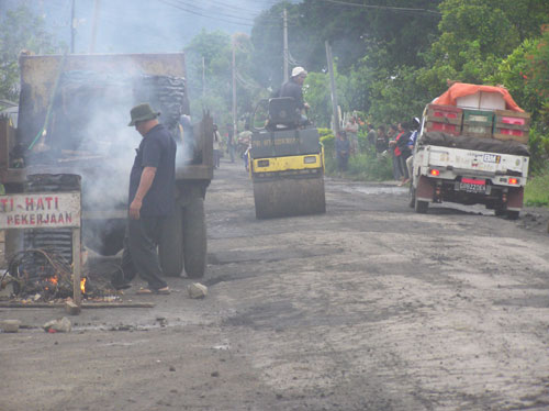 Ini Dia Perbedaan Pembuatan Jalan di Belanda dengan Indonesia.
