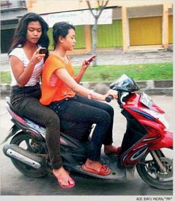 10 Ciri Gadis Cabe Cabean Di Indonesia