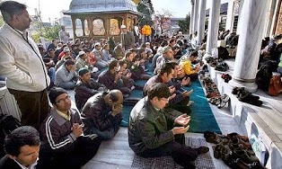 Tradisi Menyambut Bulan Ramadhan dari Berbagai Negara