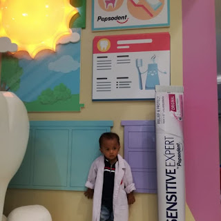 Pengalaman Pertama Mengajak Anak ke Dokter Gigi di Pepsodent Dental Care Expert