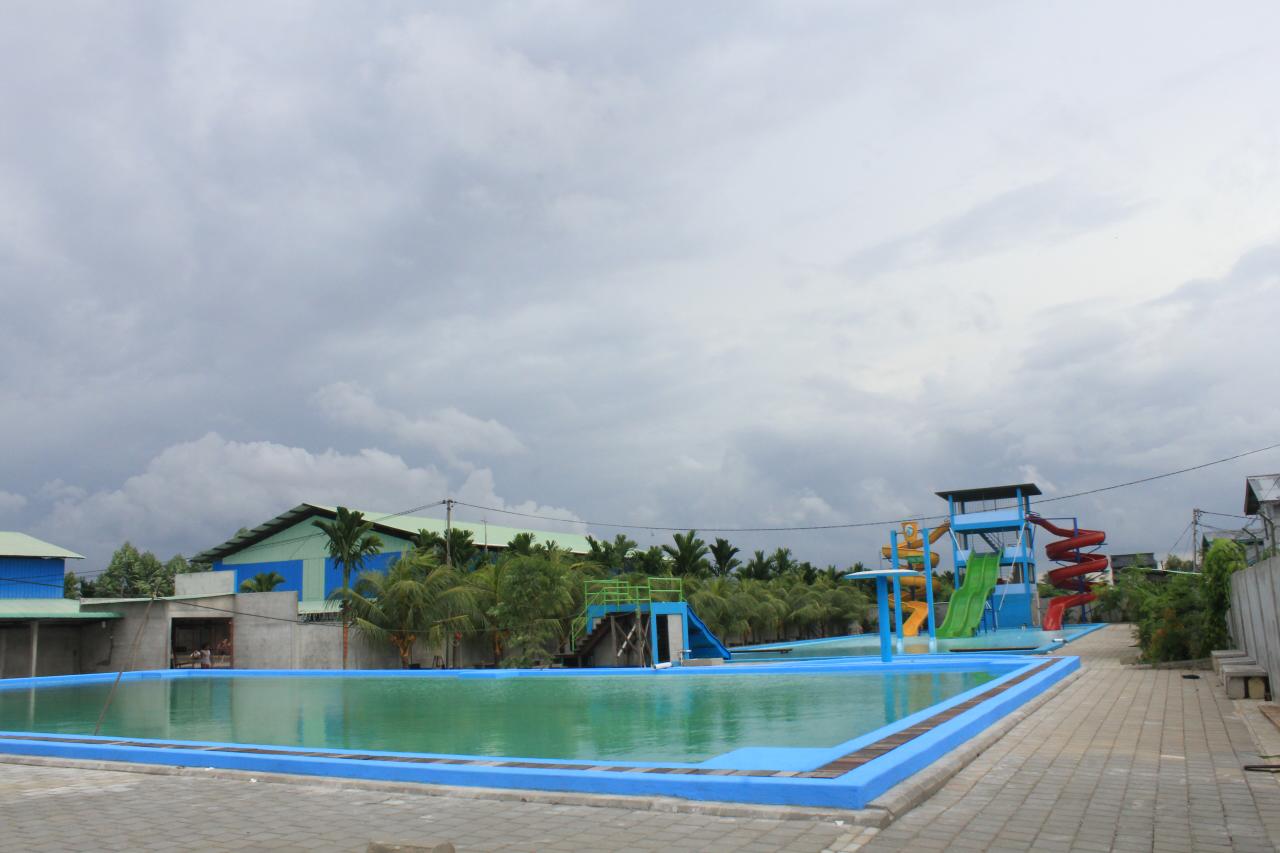 Kolam Renang Waterboom Muara Kapuas Pontianak KASKUS