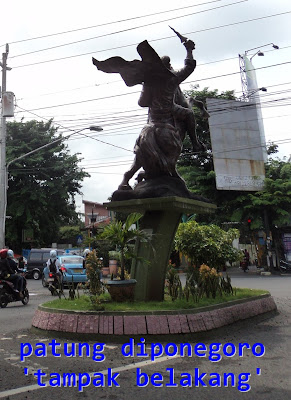 &#91;MUST SEE&#93; Ini Beberapa Patung Pahlawan Di Atas Kuda di Indonesia!
