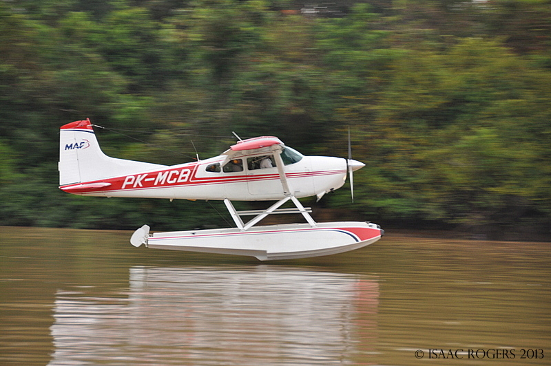 Pengalaman Pilot di Palangkaraya terbang bersama HARRISON FORD