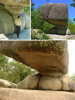 10 Batu Paling Unik Di dunia &#91;pict&#93;