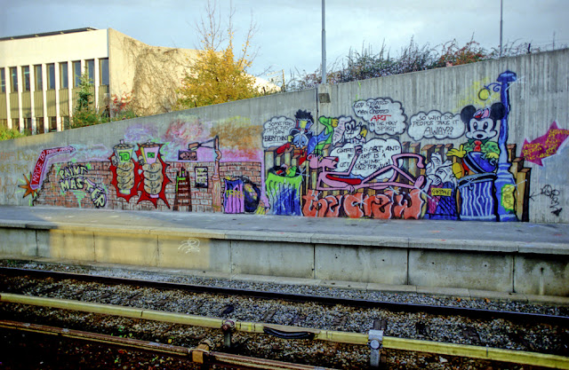 Kota Dengan Keindahan Graffiti Yang Mendunia ...kreatif tingkat tinggi Agan n sis