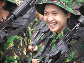 Tentara Cantik Dari Berbagai Negara