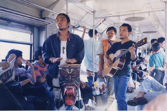 Petisi untuk pak Jokowi soal STREET PERFORMER