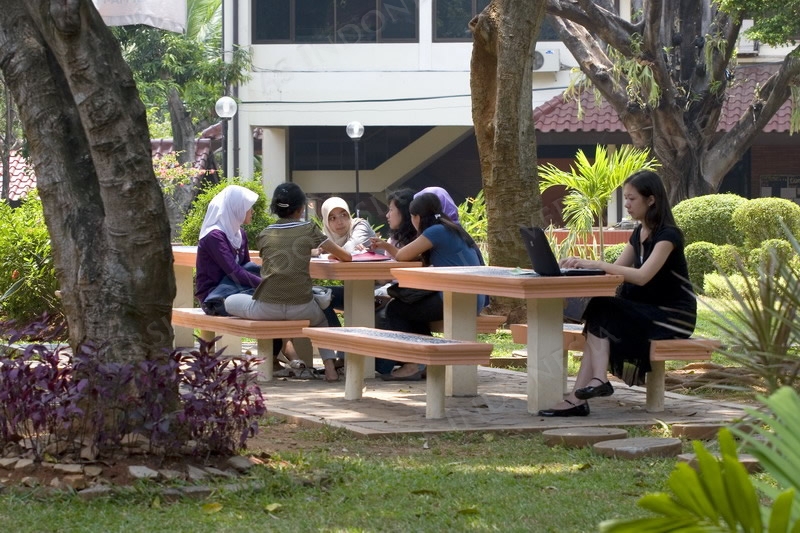 &#91;Naskah Film Pendek&#93; Rokok
