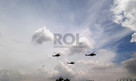 TNI AD Jaga Objek Vital Nasional(Ada kredit foto heli apache di hari juang kartika)