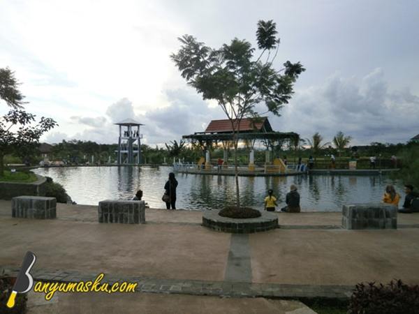 &#91;CoC Regional: Lokasi Wisata&#93; Taman Balai Kemambang Karangkobar Dekat Paduka FM