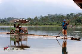 Pilihan Wisata Murdah dan Mudah di Garut, Gan!