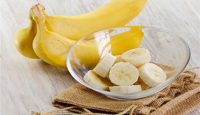 Agan Sudah Tahu Belum Kegunaan 'Benang' Putih Pisang?