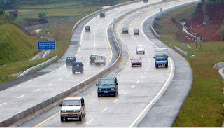 jalan tol terpanjang di indonesia
