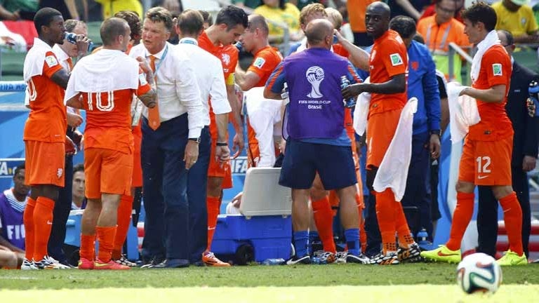 FIFA Resmi Perkenalkan Sistem 'Cooling Break' di Laga Belanda-Meksiko