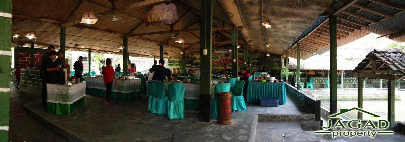 Oper Manajemen Rumah makan dilengkapi Kolam Renang