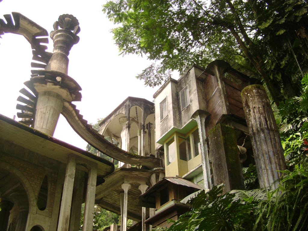 Las Pozas : Taman Didalam Hutan Dengan Kolam Alami