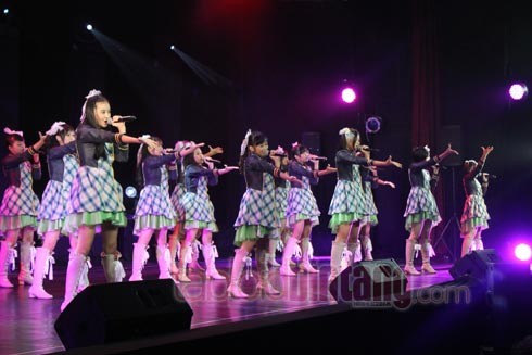 JKT48 Theater (Mengenal Lebih Dekat Theater JKT48)