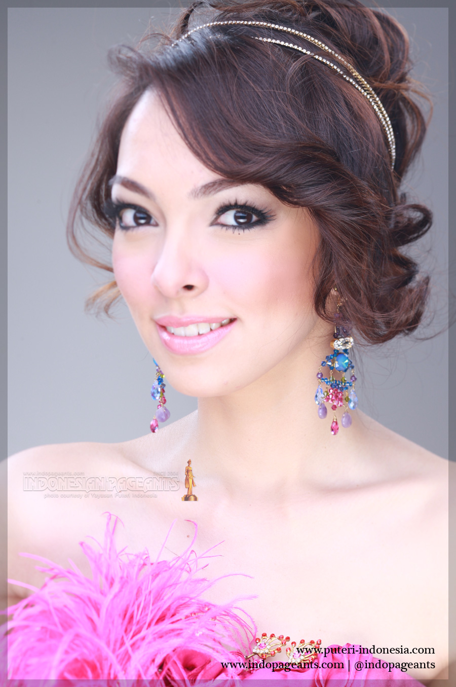 dokter-reisa-di-pertanyakan-statusnya-di-gugus-tugas-covid-19-oleh-ombudsman