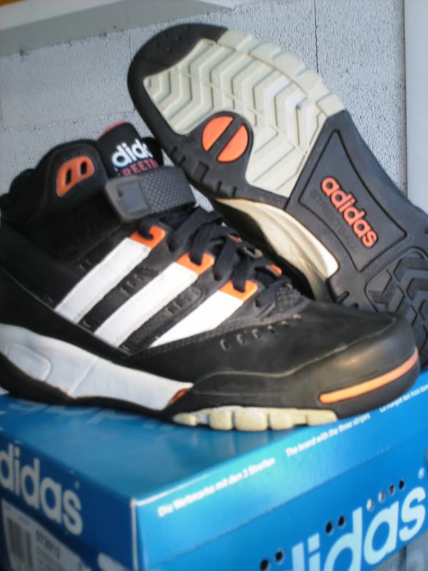 sepatu basket 90an