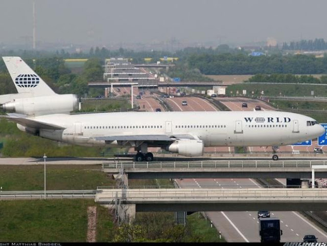 Di Jerman , Pesawat bisa lewat TOL !!!